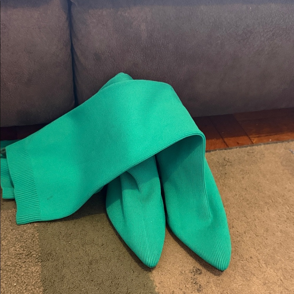 SHEIN Green Heeled Boots